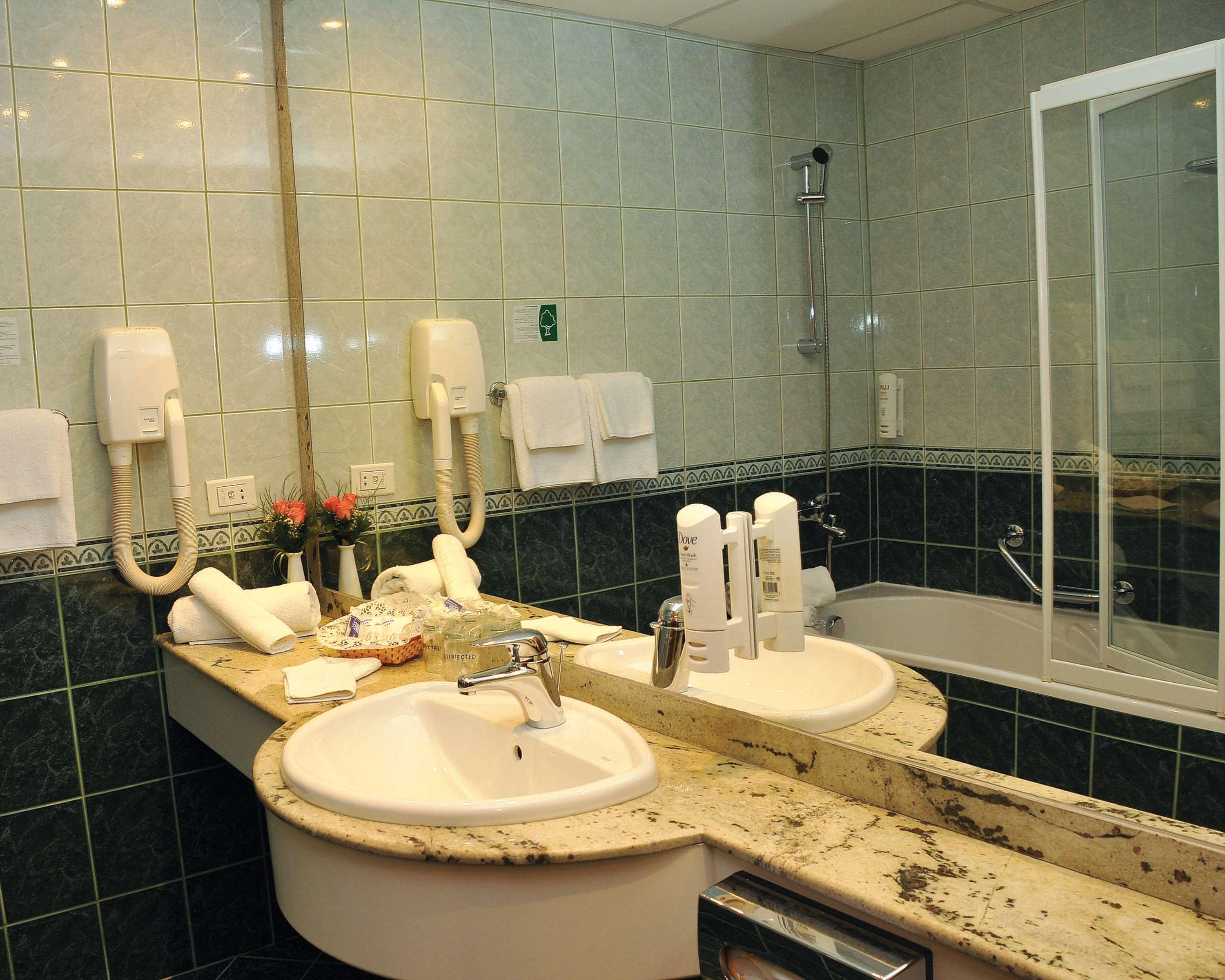 Best Western Hotel Turist Skopie Habitación foto