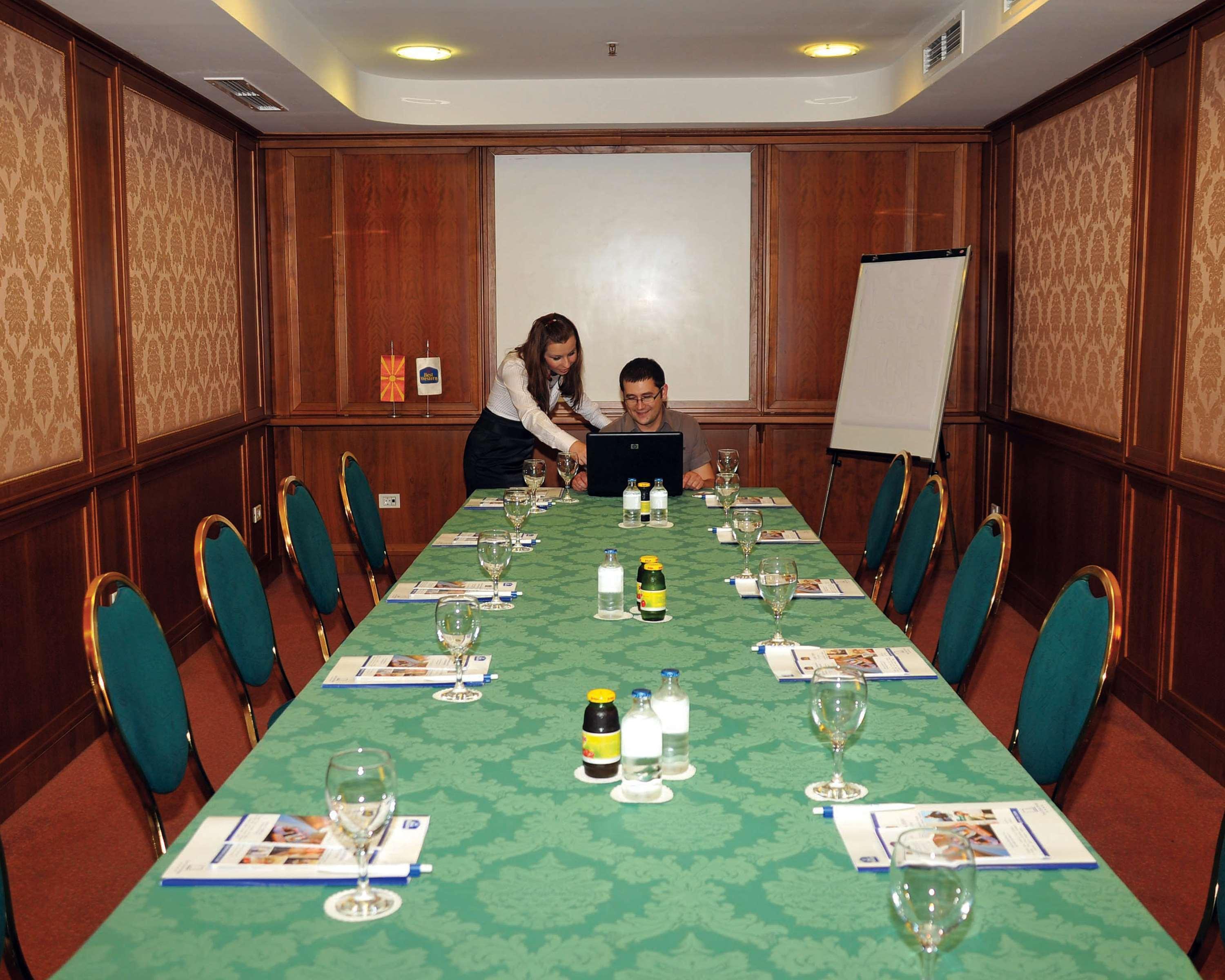 Best Western Hotel Turist Skopie Facilidades foto