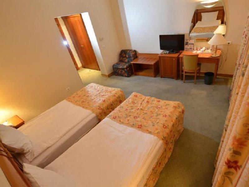 Best Western Hotel Turist Skopie Exterior foto